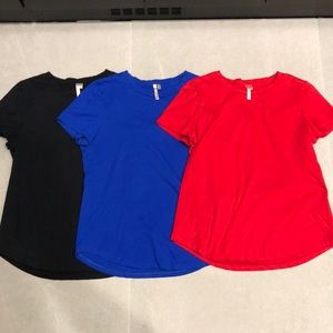 3 Banana Republic signature tee’s